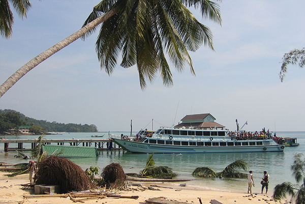 Tsunami Thailand Phi Phi Island 2004